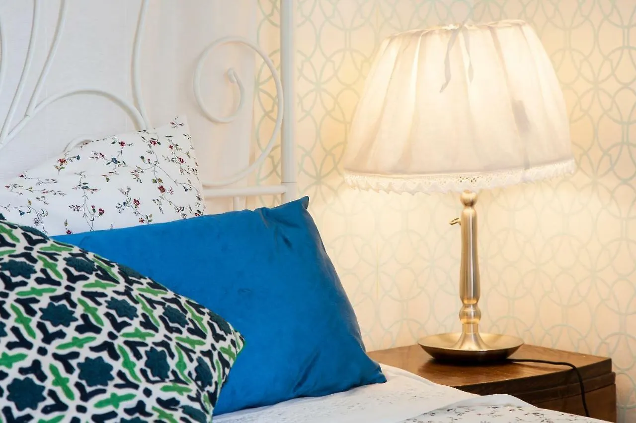 ליסבון Bairro Alto 3 Bedroom Patio Flat!